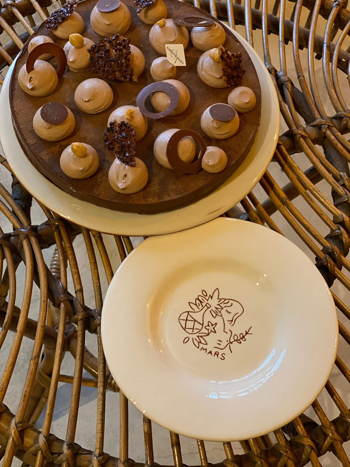MARS - Coffret Cadeau - Assiette anniversaire, savon fait main et éditions d'art