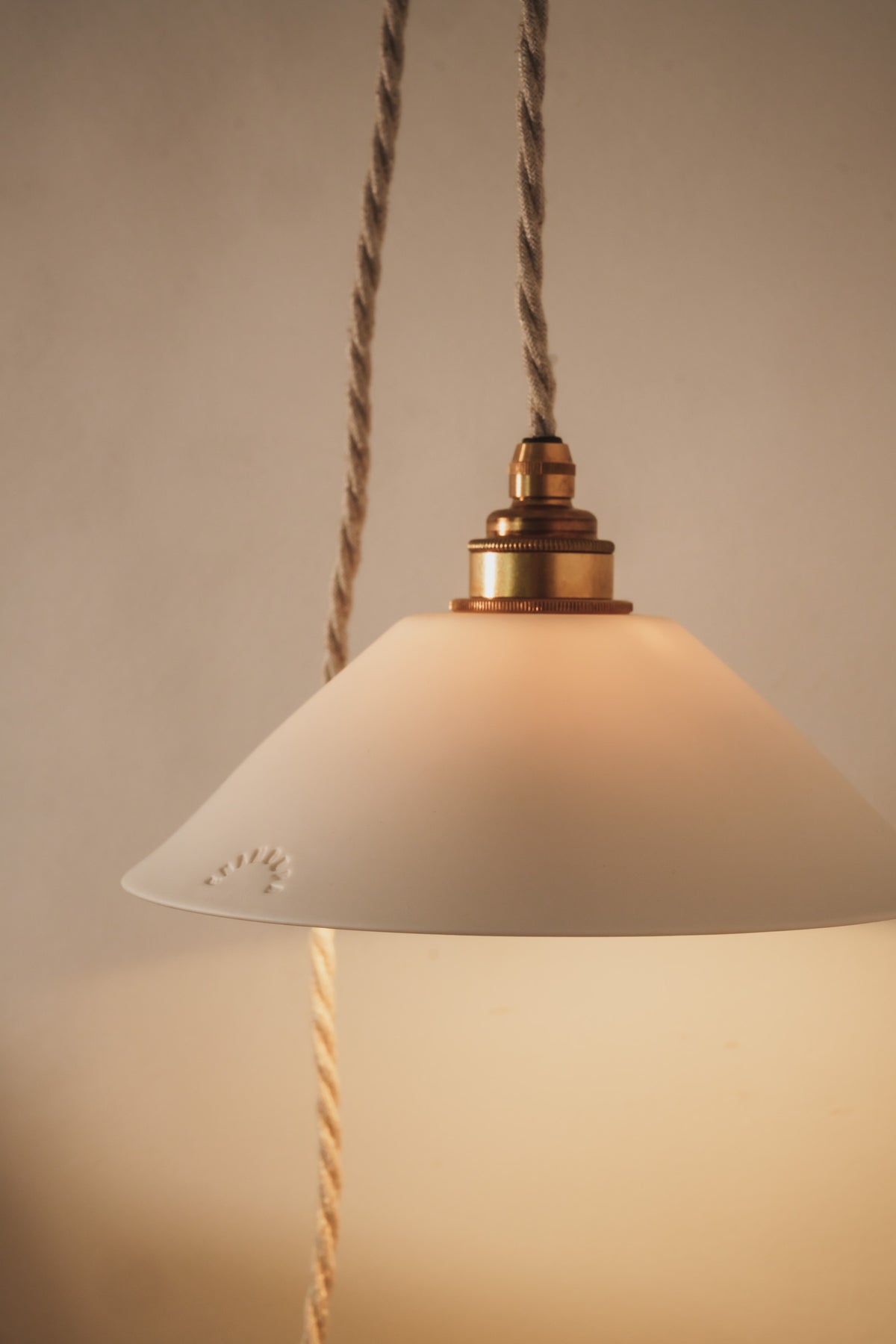 LISETTE - Porcelaine Biscuit - Baladeuse