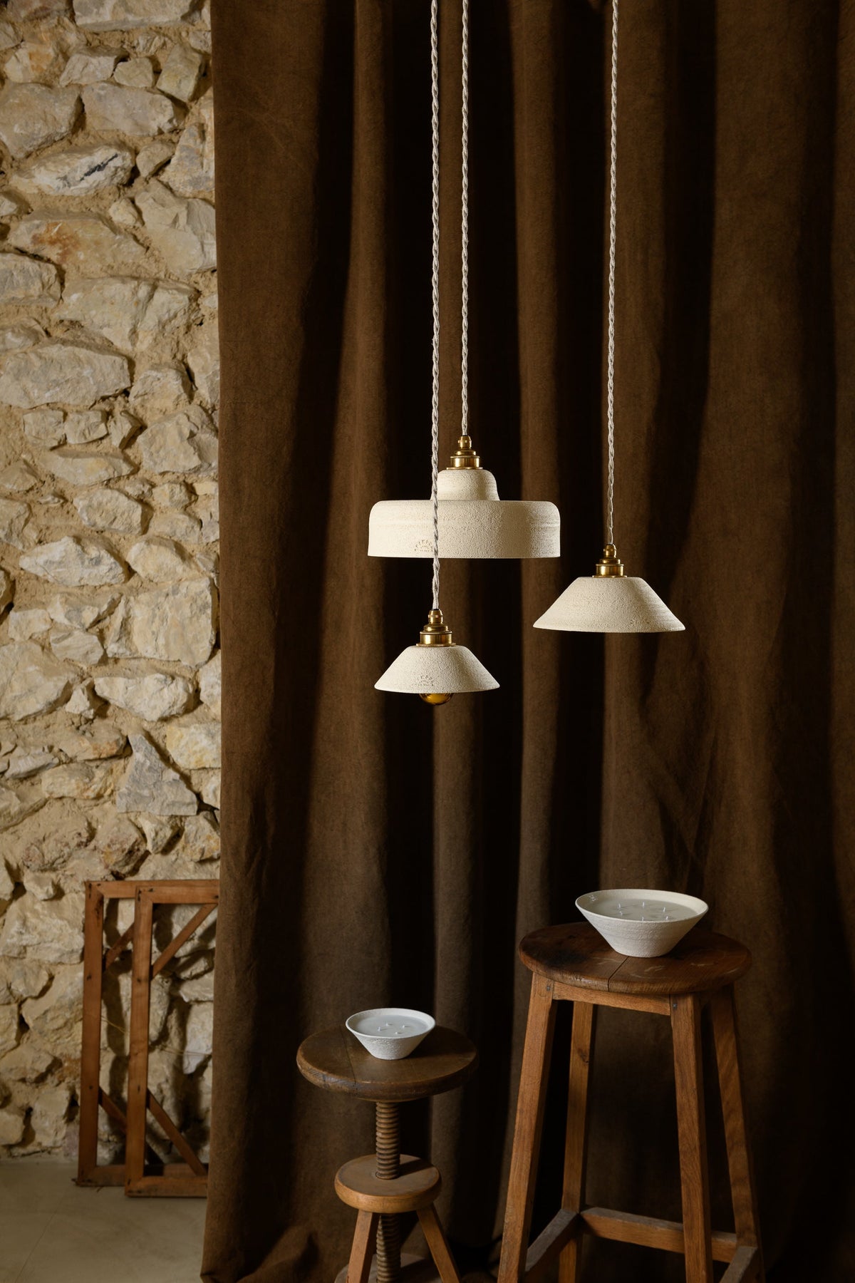 Suspensions et Plafonniers Enamoura