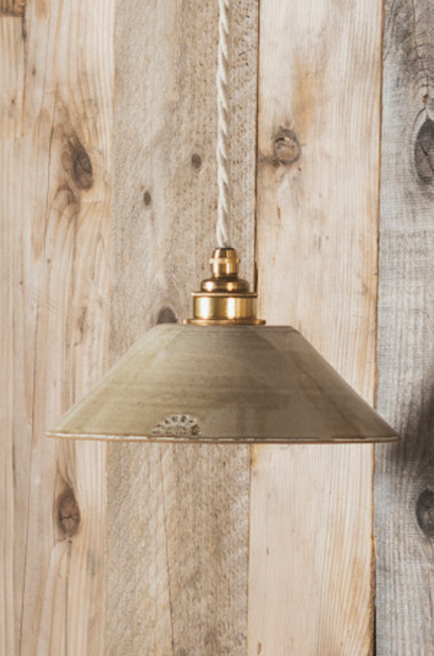 LISETTE - Grès vert de gris - Suspension en applique - Avec potence noire mat (Collection Châtaigne grillée)