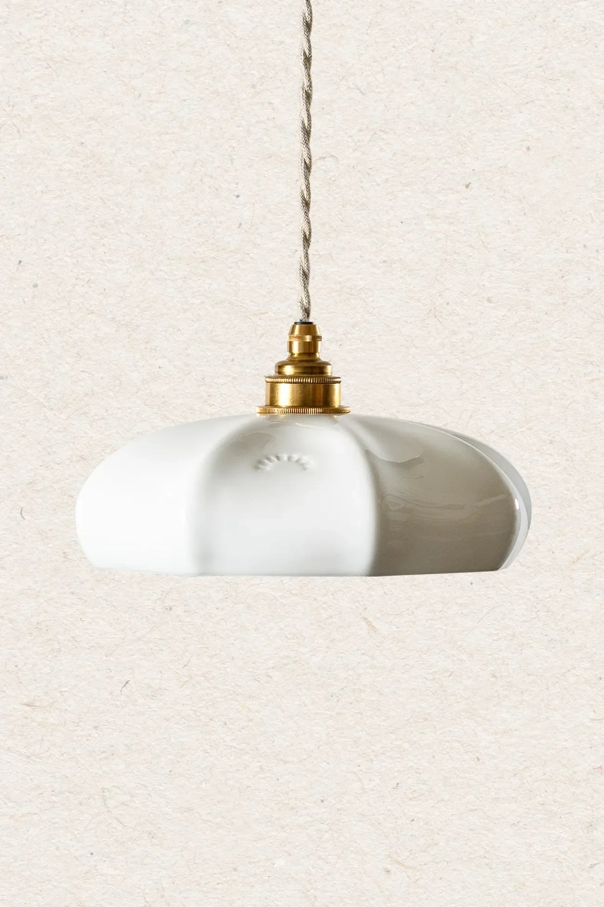 MARIA - Porcelaine Emaillée - Suspension en applique - Potence noire mat